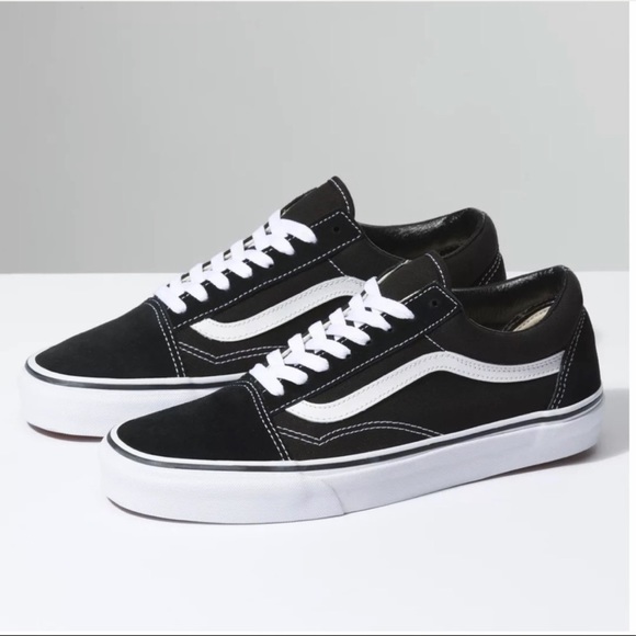 Vans Shoes - 24h Sale Old school Vans sneakers